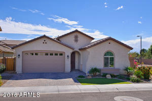 95 E Coconino Dr, Chandler, AZ 85249 photo 1