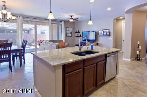 95 E Coconino Dr, Chandler, AZ 85249 photo 4