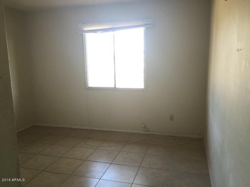 3110 N 80th Ln, Phoenix, AZ 85033 photo 3