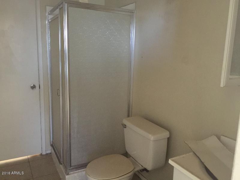 3110 N 80th Ln, Phoenix, AZ 85033 photo 9