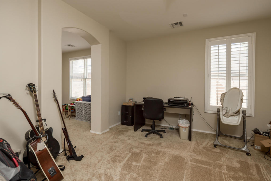 2320 E Bowker St, Phoenix, AZ 85040 photo 10