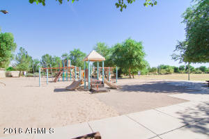 892 E Devon Rd, Gilbert, AZ 85296 photo 25