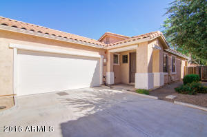 892 E Devon Rd, Gilbert, AZ 85296 photo 2