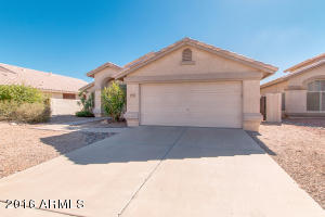1649 E Laurel Ave, Gilbert, AZ 85234 photo 2