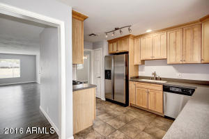 4249 N 34th St, Phoenix, AZ 85018 photo 18