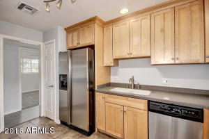 4249 N 34th St, Phoenix, AZ 85018 photo 19