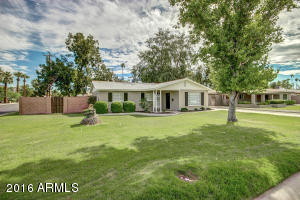 4249 N 34th St, Phoenix, AZ 85018 photo 1