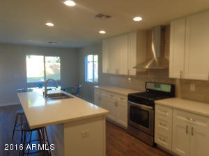 728 E Palmaire Ave, Phoenix, AZ 85020 photo 1