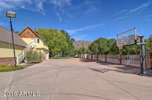 5645 Exeter Blvd, Phoenix, AZ 85018 photo 8