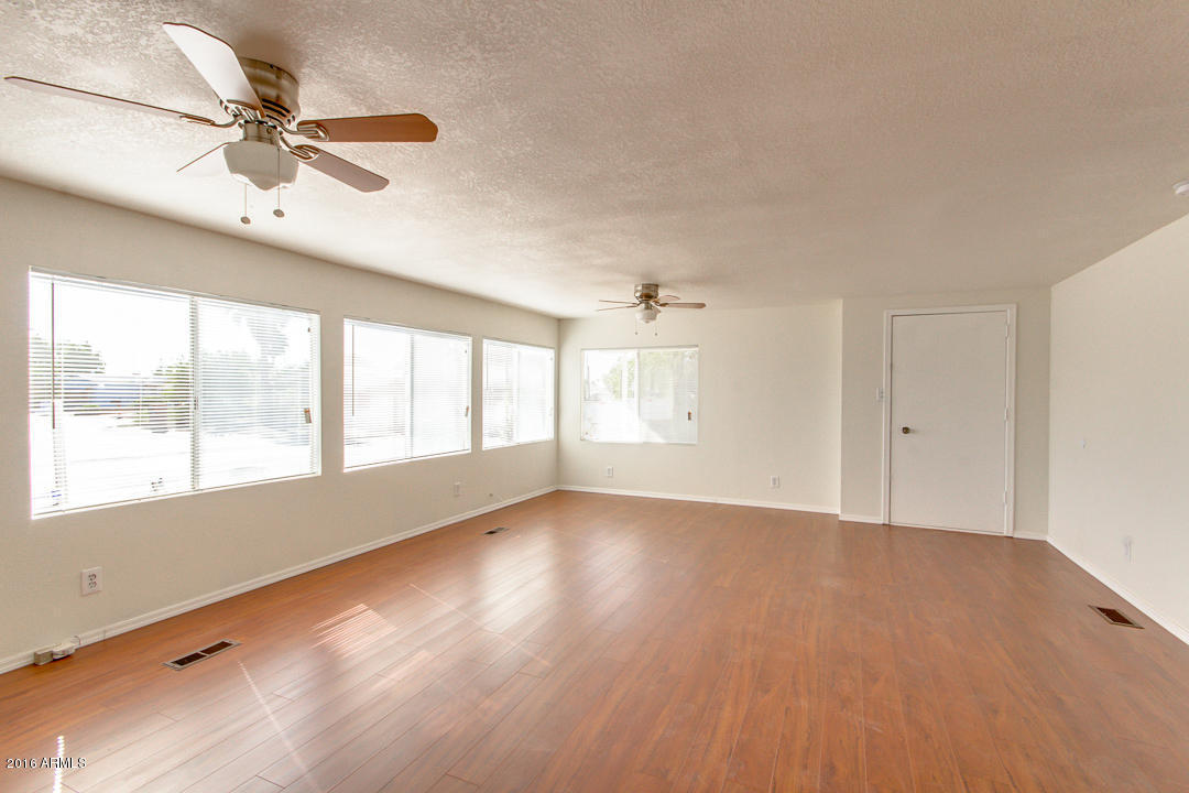3502 E Beverly Ln, Phoenix, AZ 85032 photo 8
