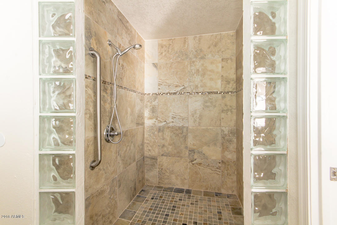 3502 E Beverly Ln, Phoenix, AZ 85032 photo 32