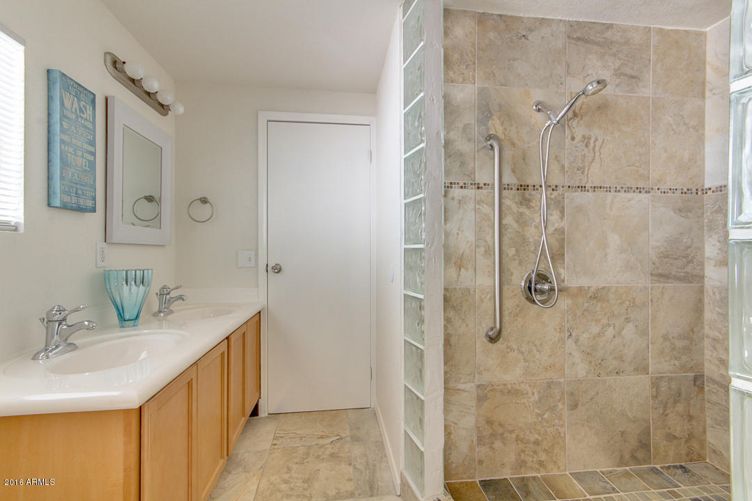 3502 E Beverly Ln, Phoenix, AZ 85032 photo 31