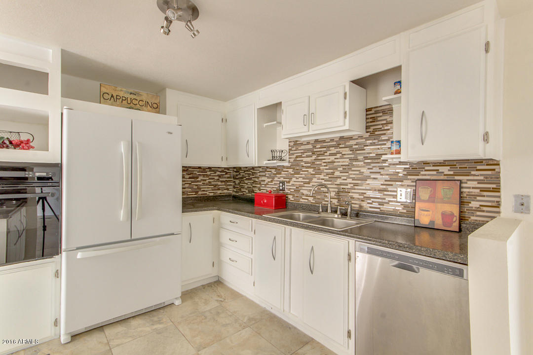 3502 E Beverly Ln, Phoenix, AZ 85032 photo 15