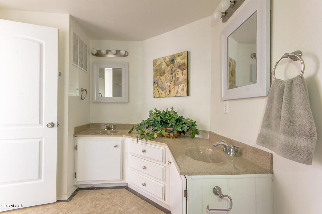 3502 E Beverly Ln, Phoenix, AZ 85032 photo 25