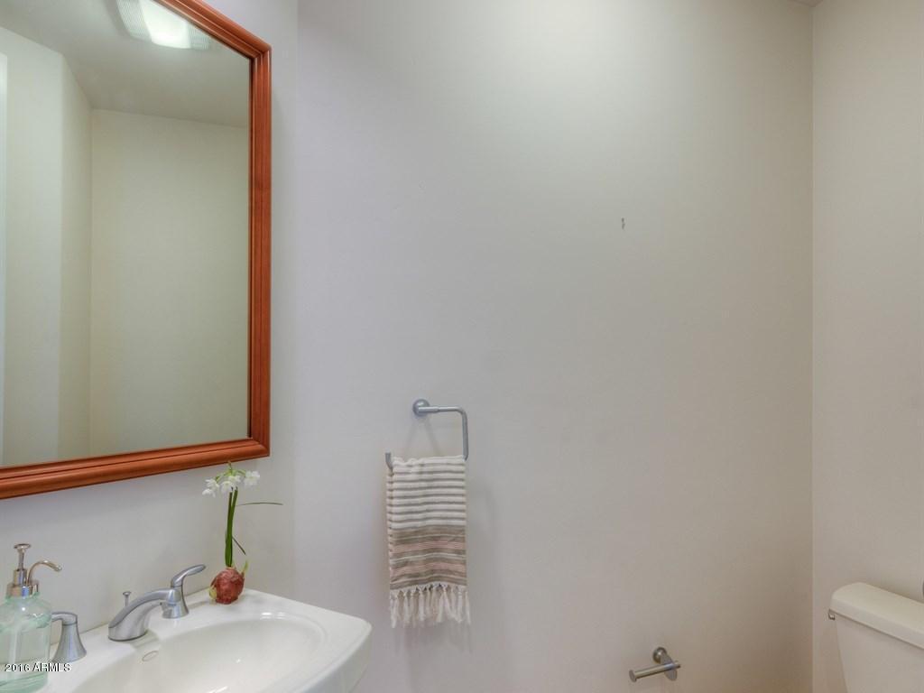 2211 E Camelback Rd #309, Phoenix, AZ 85016 photo 11