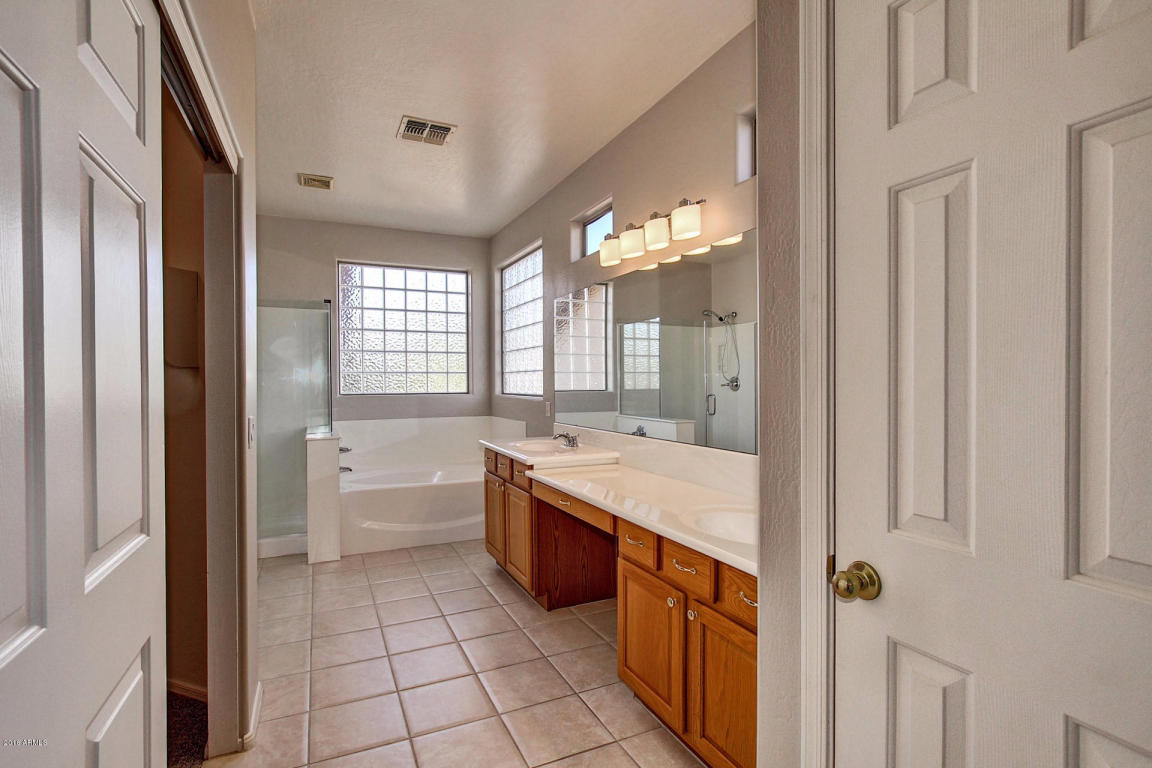 1360 E Harrison St, Gilbert, AZ 85295 photo 22