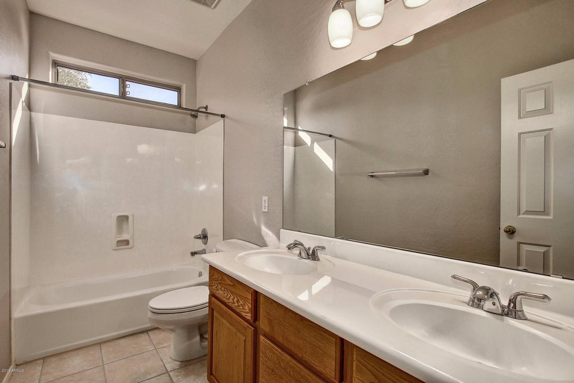 1360 E Harrison St, Gilbert, AZ 85295 photo 27