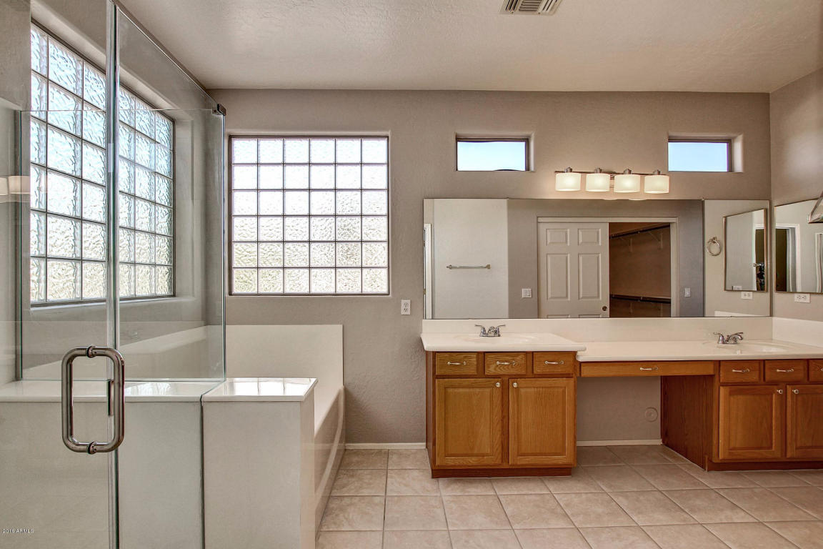 1360 E Harrison St, Gilbert, AZ 85295 photo 24