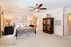 345 E Julian Dr, Gilbert, AZ 85295 photo 11