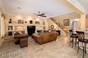 345 E Julian Dr, Gilbert, AZ 85295 photo 5
