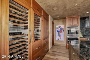2402 Esplanade Ln #1203, Phoenix, AZ 85016 photo 3