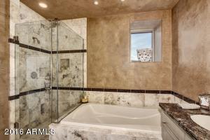 2402 Esplanade Ln #1203, Phoenix, AZ 85016 photo 30