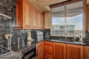 2402 Esplanade Ln #1203, Phoenix, AZ 85016 photo 34