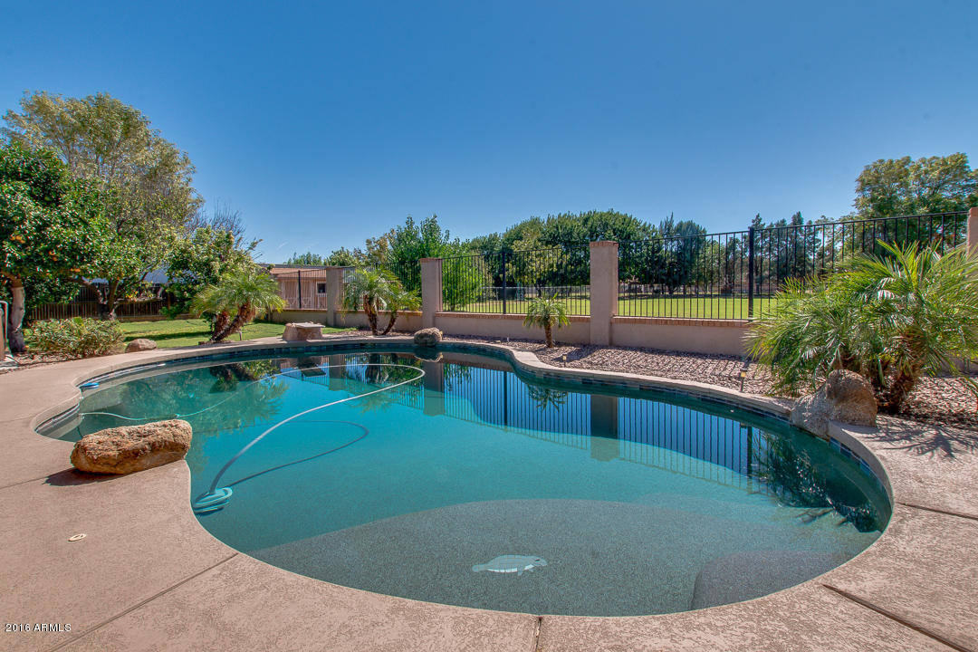2201 E Melrose St, Gilbert, AZ 85297 photo 39