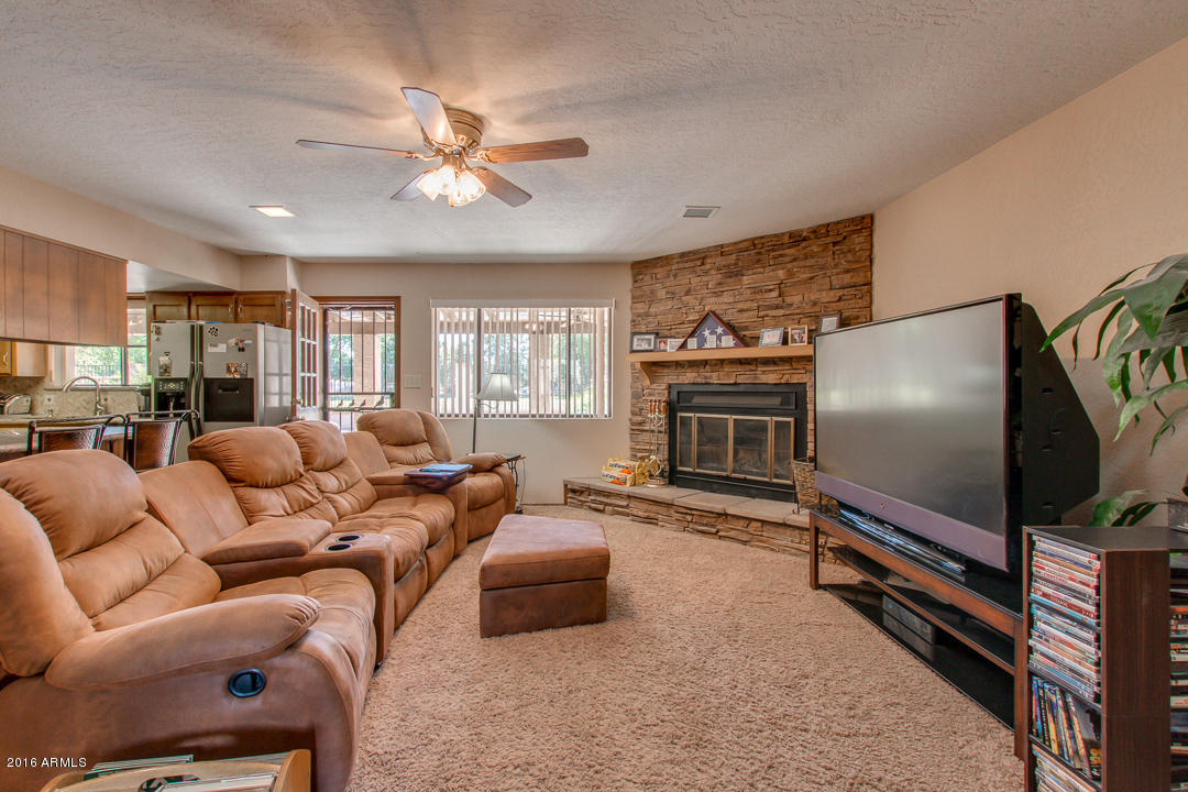 2201 E Melrose St, Gilbert, AZ 85297 photo 9