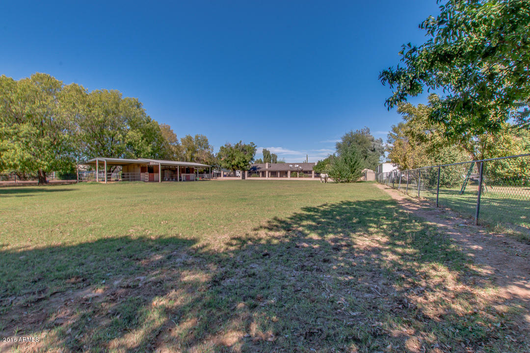 2201 E Melrose St, Gilbert, AZ 85297 photo 57