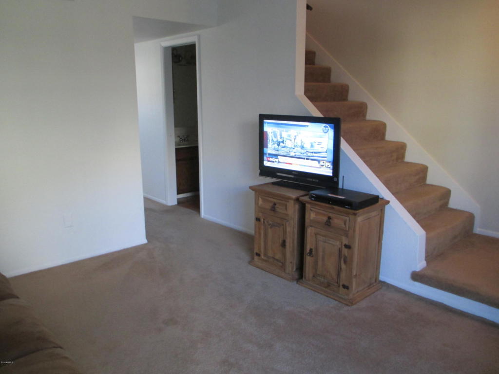 908 E Bendix Dr, Tempe, AZ 85283 photo 6