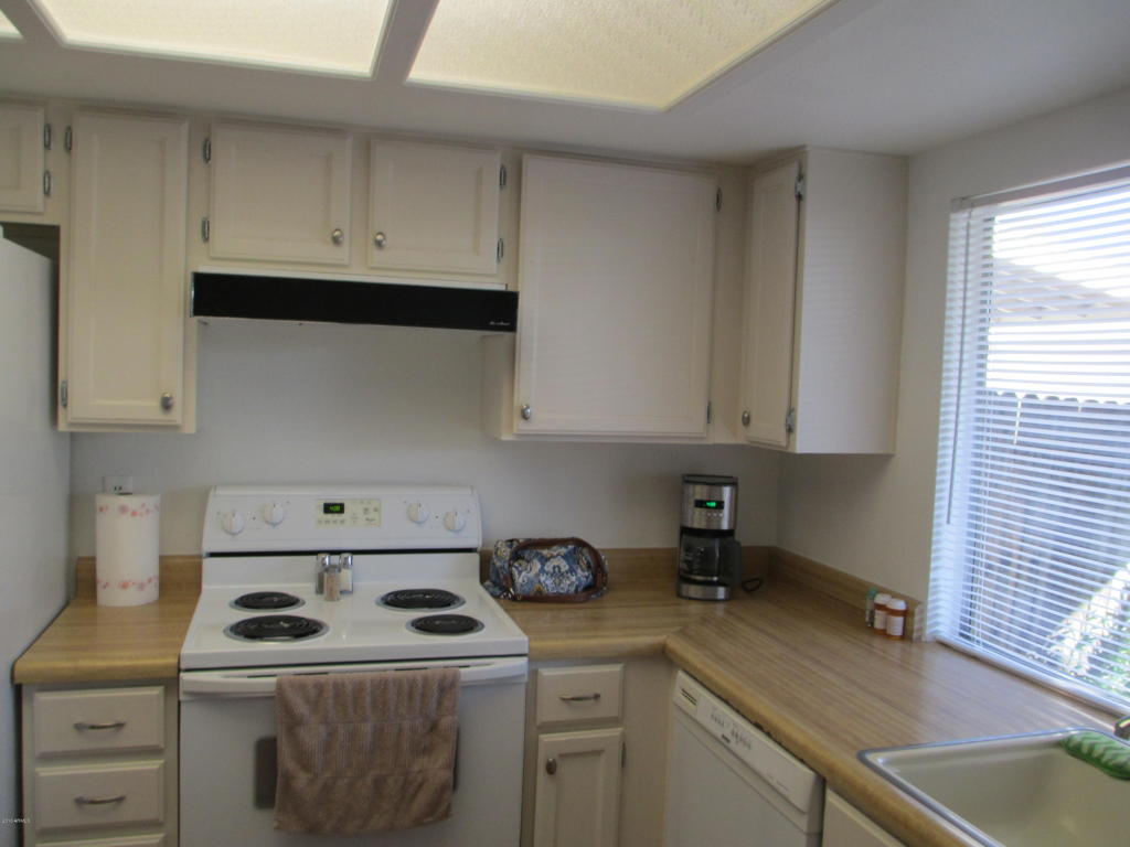 908 E Bendix Dr, Tempe, AZ 85283 photo 5
