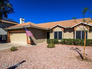 520 W Comstock Dr, Gilbert, AZ 85233 photo 1