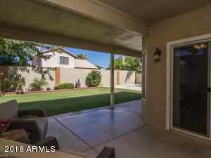 520 W Comstock Dr, Gilbert, AZ 85233 photo 22