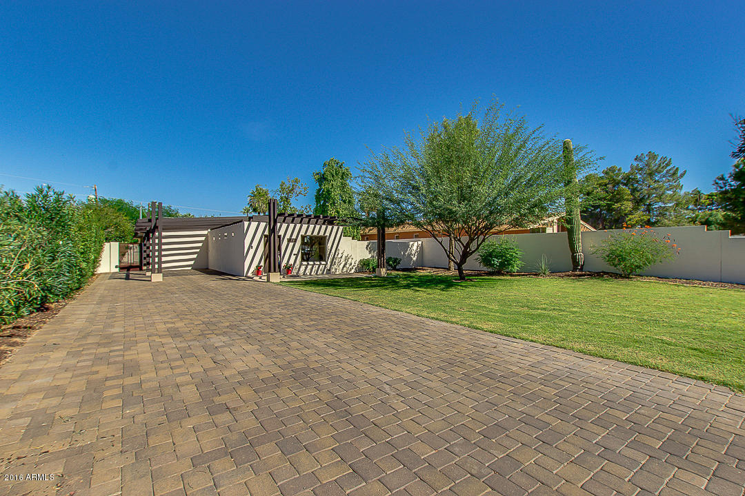 2734 E Flower St, Phoenix, AZ 85016 photo 5