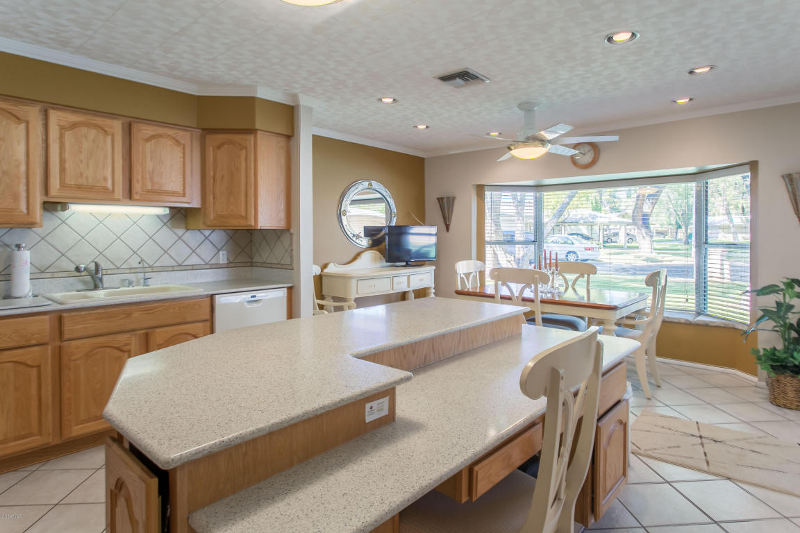 4942 E Lake Point Ct, Phoenix, AZ 85044 photo 3