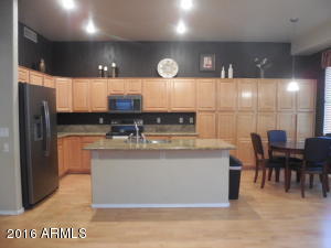 3940 E Cody Ave, Gilbert, AZ 85234 photo 4