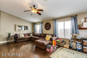 695 S Dodge St, Gilbert, AZ 85233 photo 21