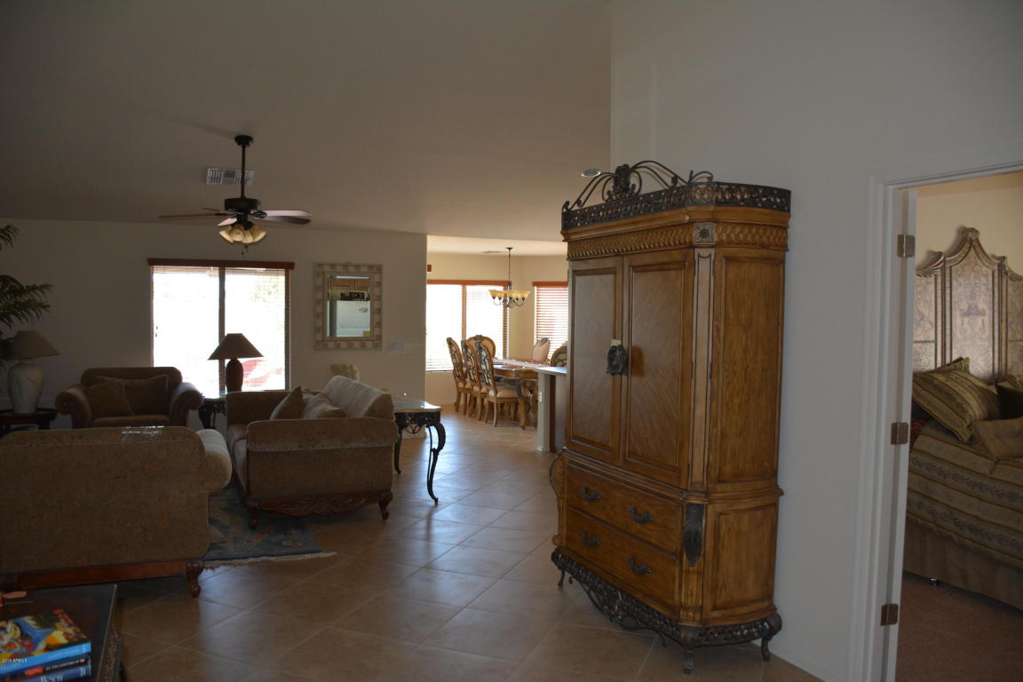 1548 S Apache Dr, Apache Junction, AZ 85120 photo 2