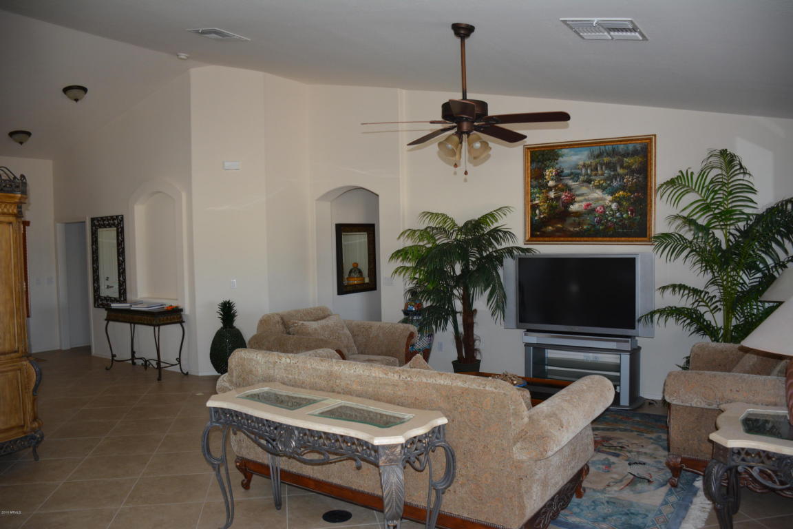 1548 S Apache Dr, Apache Junction, AZ 85120 photo 5