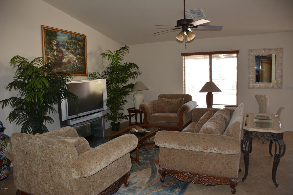 1548 S Apache Dr, Apache Junction, AZ 85120 photo 3