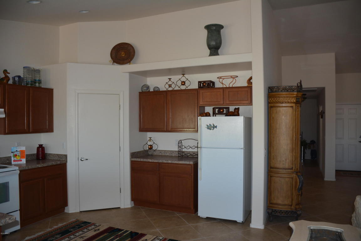 1548 S Apache Dr, Apache Junction, AZ 85120 photo 8