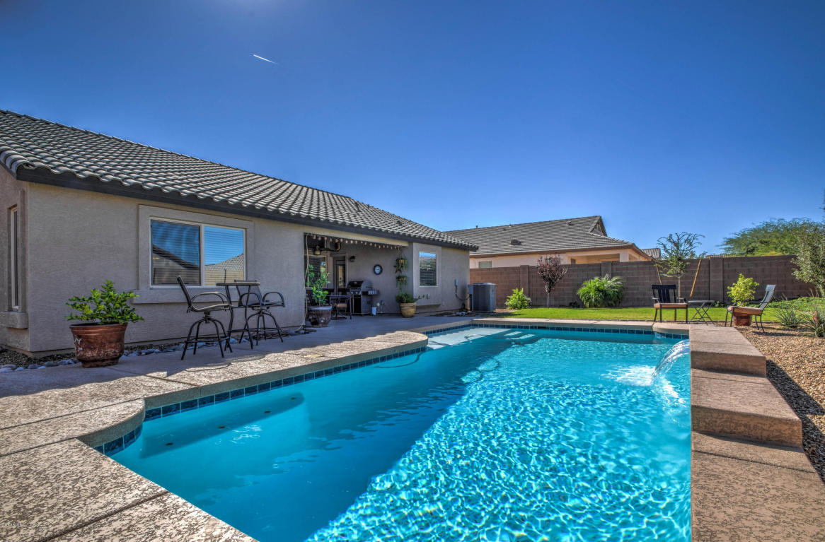 5568 E Helios Dr, Florence, AZ 85132 photo 2