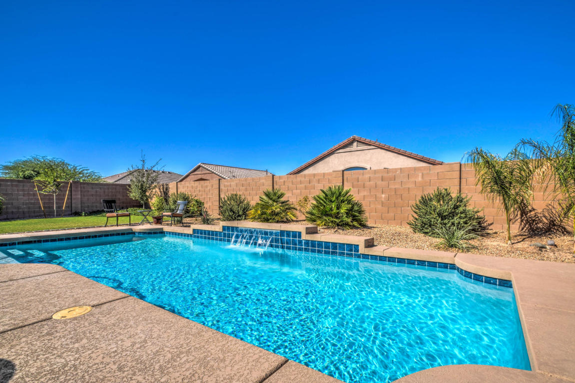 5568 E Helios Dr, Florence, AZ 85132 photo 1