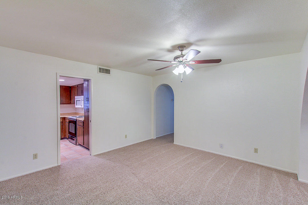 17226 N Eagle Ct, Glendale, AZ 85308 photo 5