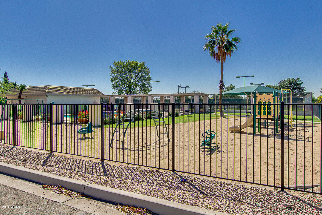 17226 N Eagle Ct, Glendale, AZ 85308 photo 31