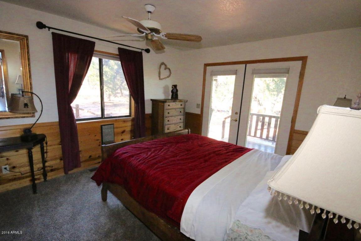 2885 Cedar Rdg, Overgaard, AZ 85933 photo 18