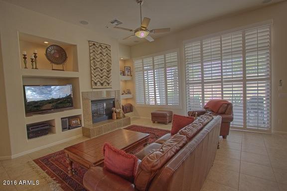 3538 E Robin Ln, Phoenix, AZ 85050 photo 4