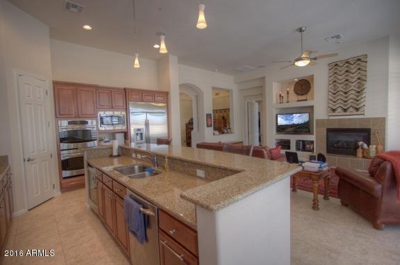 3538 E Robin Ln, Phoenix, AZ 85050 photo 6