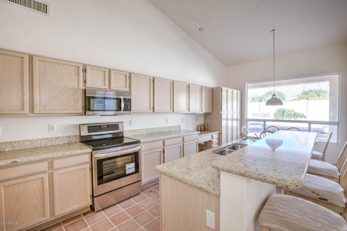 1210 E Desert Broom Way, Phoenix, AZ 85048 photo 4